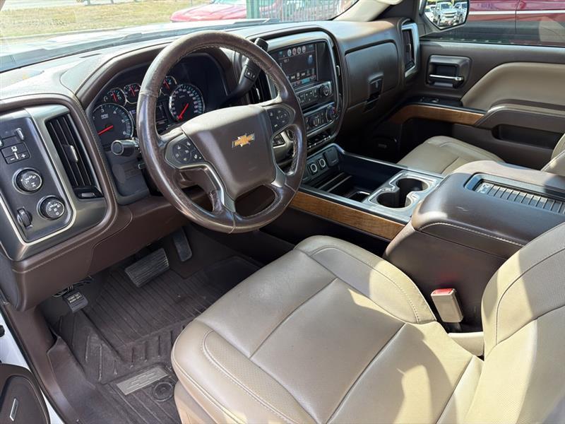 Chevrolet Silverado 1500 LTZ Crew Cab 4WD 2018