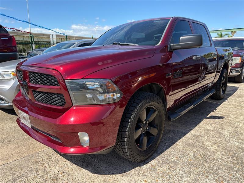 RAM 1500 Tradesman Crew Cab SWB 4WD 2017
