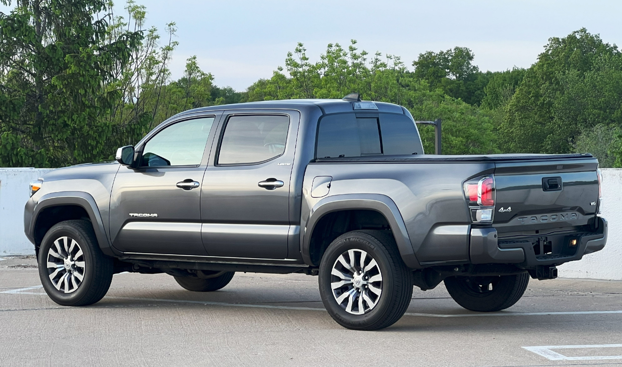 Toyota Tacoma Limited Double Cab V6 6AT 4WD 2022 Toyota Tacoma Limited Double Cab V6 6AT 4WD 2022