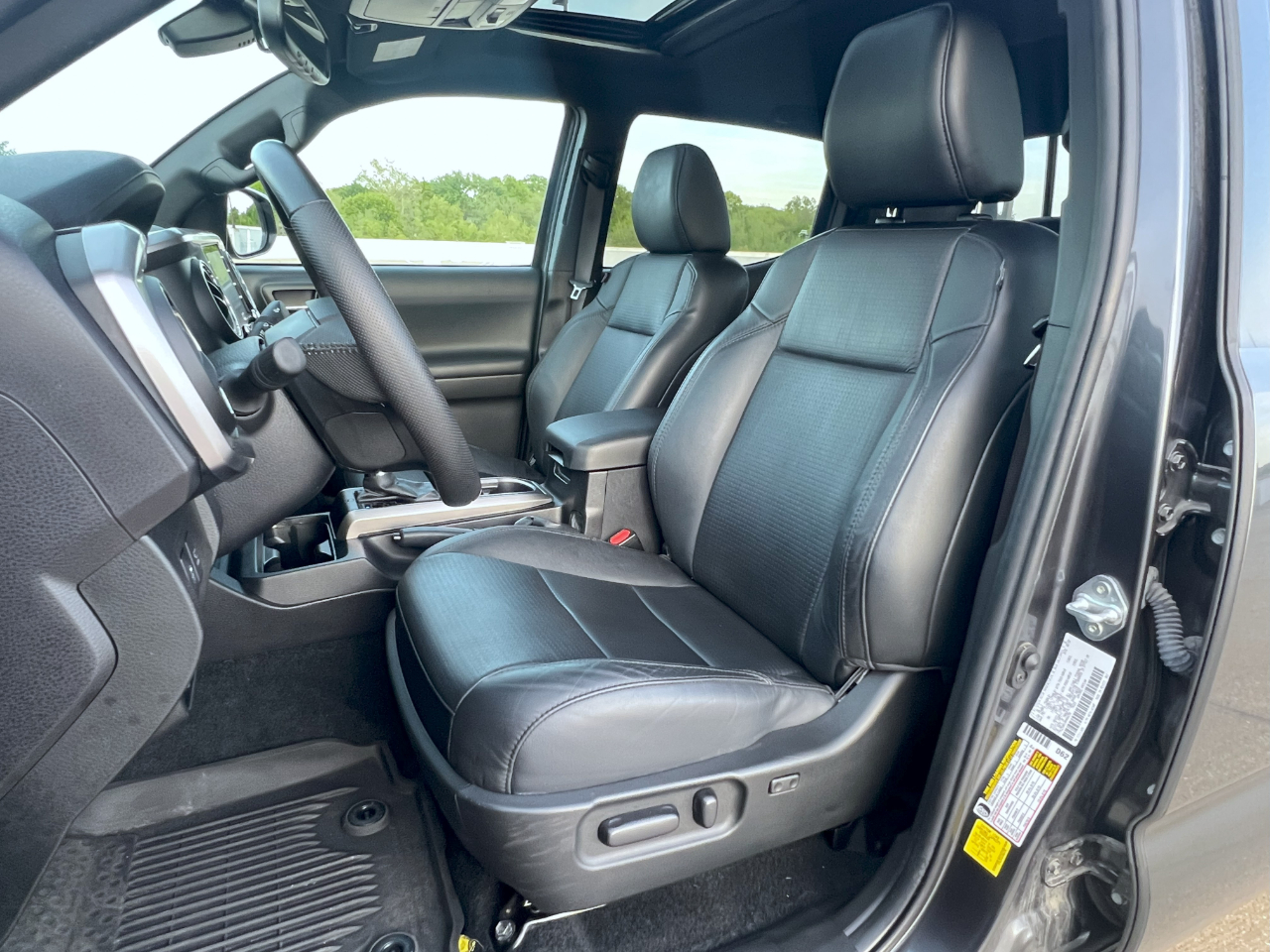 Toyota Tacoma Limited Double Cab V6 6AT 4WD 2022 Toyota Tacoma Limited Double Cab V6 6AT 4WD 2022