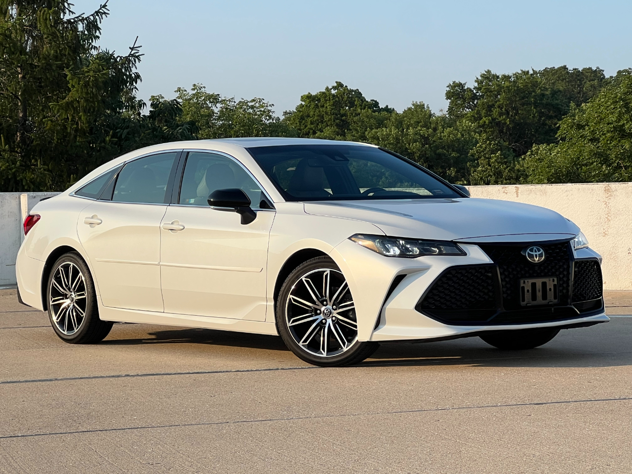 2019 Toyota Avalon XSE