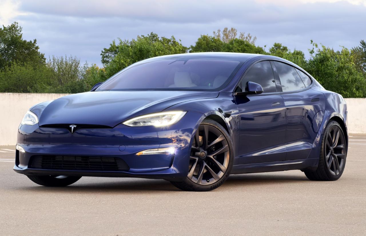 Tesla Model S Plaid 2022