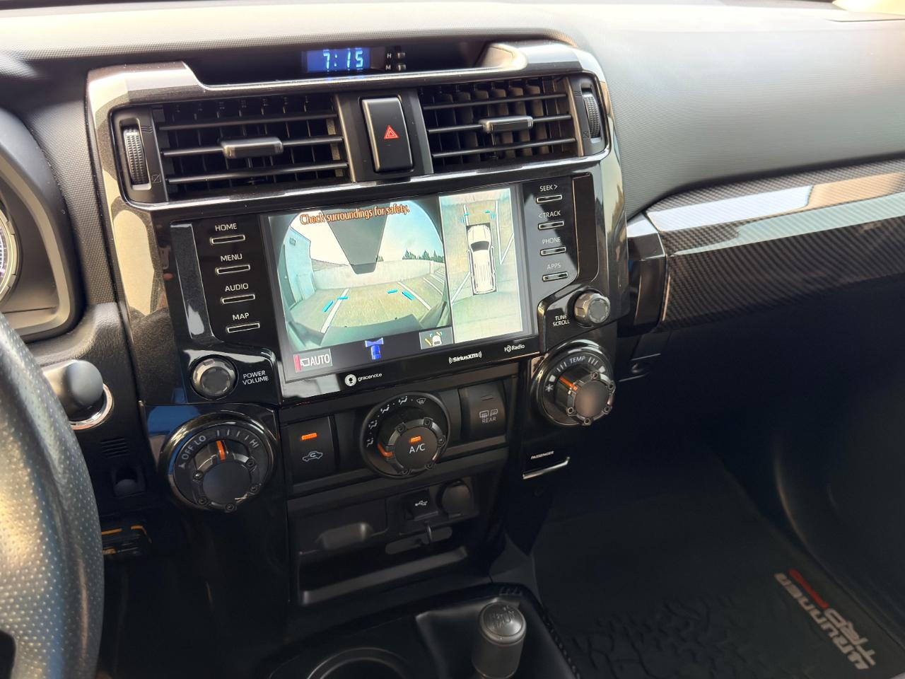 Toyota 4Runner TRD Off-road Premium 4WD 2022