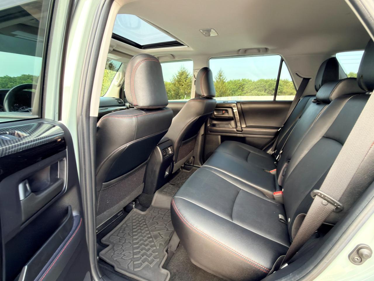 Toyota 4Runner TRD Off-road Premium 4WD 2022