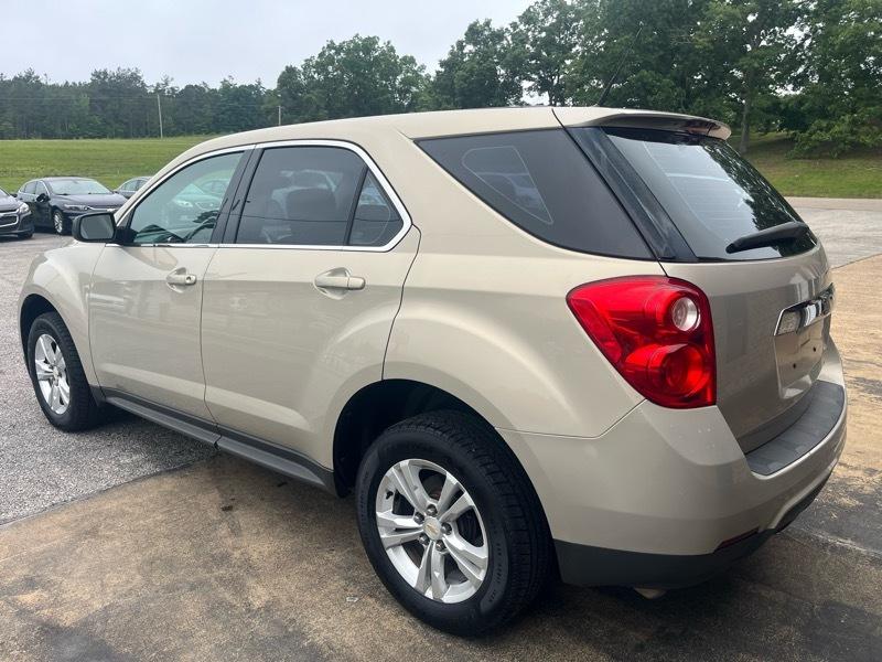 Chevrolet Equinox LS 2WD 2011