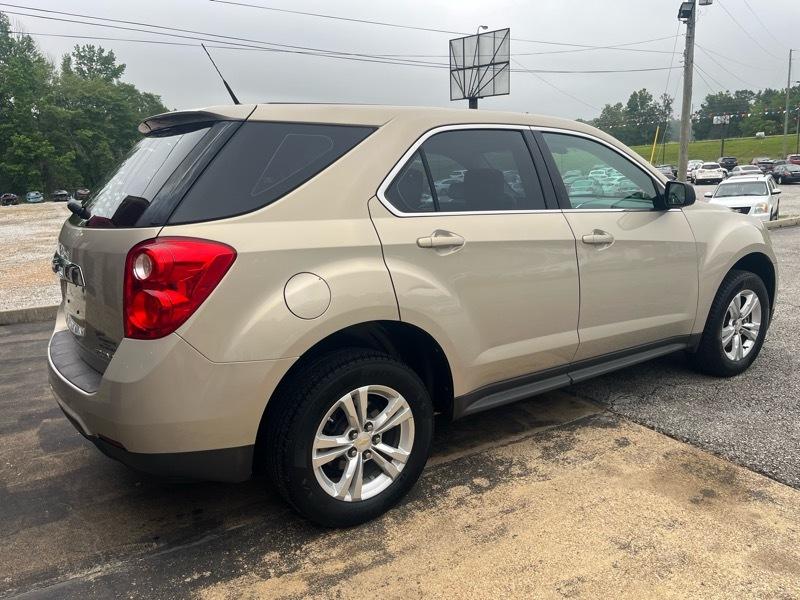 Chevrolet Equinox LS 2WD 2011