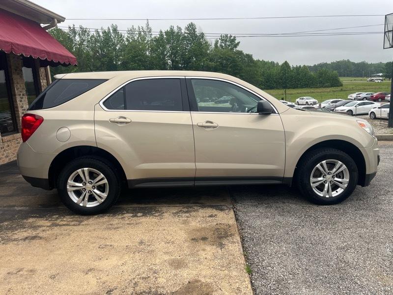 Chevrolet Equinox LS 2WD 2011