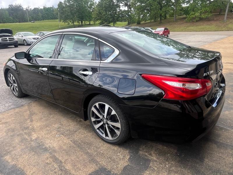 Nissan Altima 2.5 SR 2016