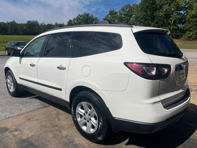 Chevrolet Traverse LS FWD w/PDC 2013