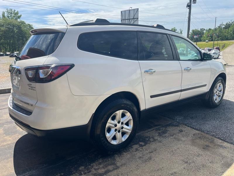Chevrolet Traverse LS FWD w/PDC 2013