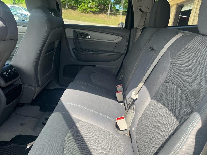 Chevrolet Traverse LS FWD w/PDC 2013