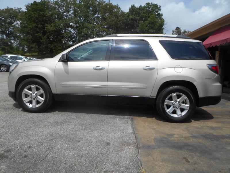 GMC Acadia SLE-1 FWD 2015 GMC Acadia SLE-1 FWD 2015