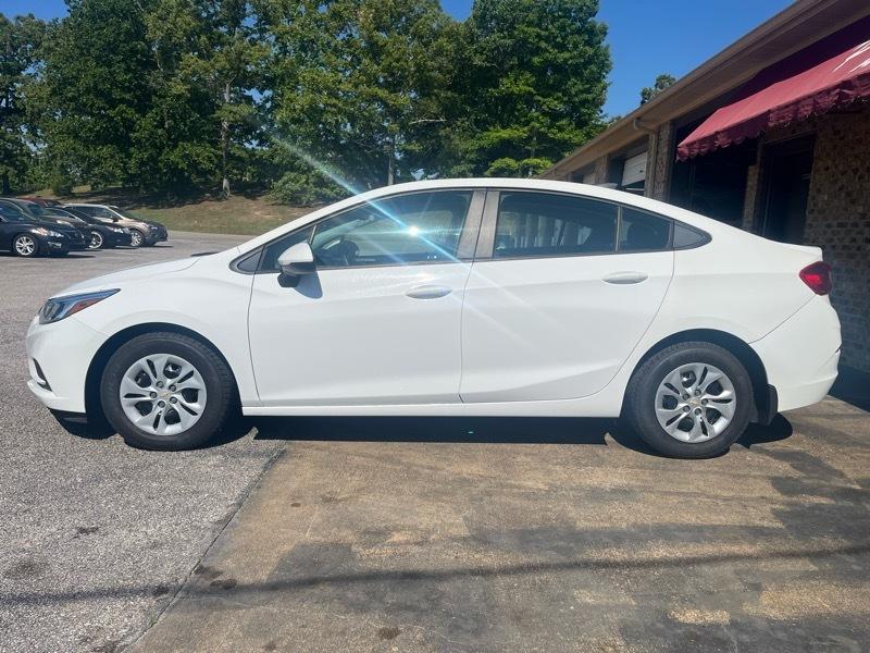 Chevrolet Cruze LS Auto 2019