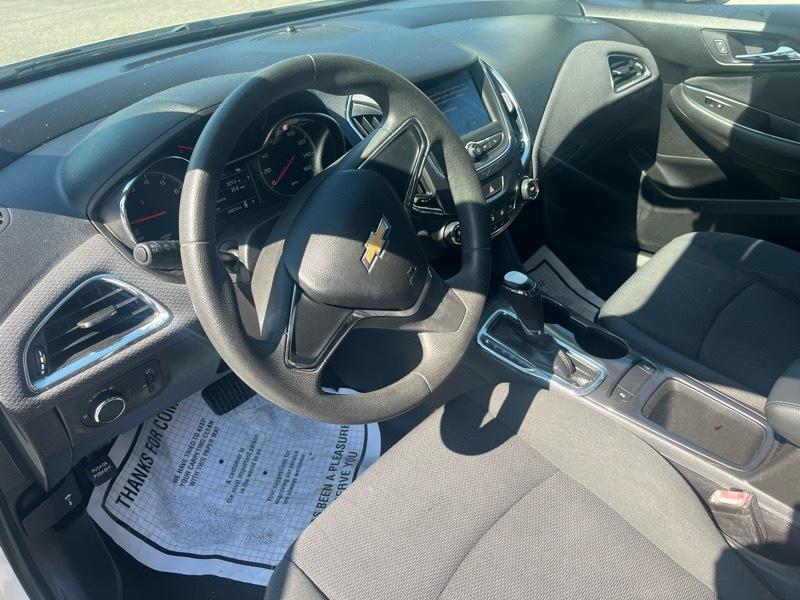 Chevrolet Cruze LS Auto 2019