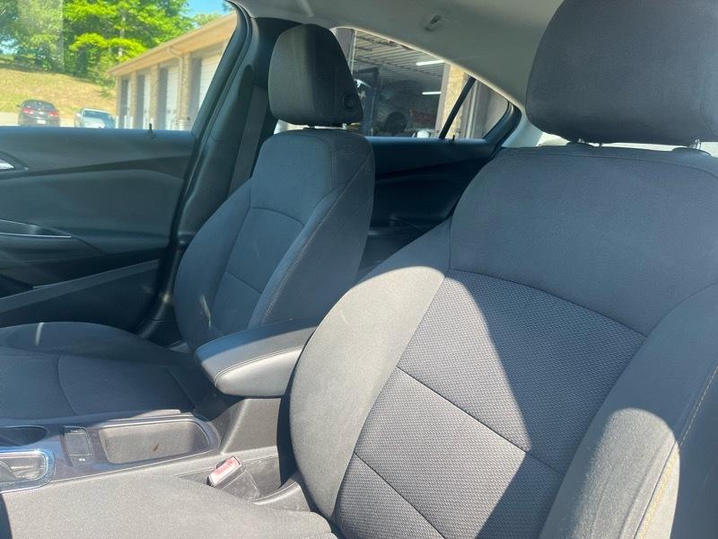 Chevrolet Cruze LS Auto 2019