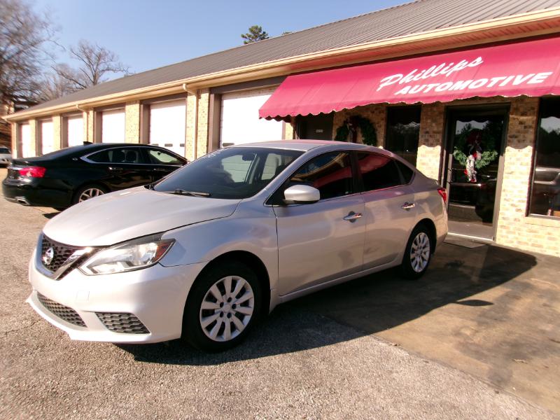 Nissan Sentra S 6MT 2017