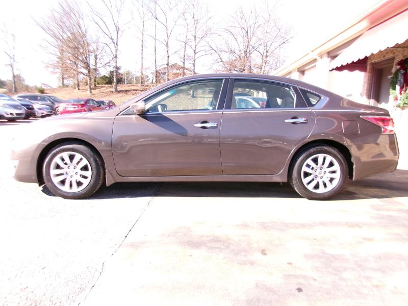 Nissan Altima 2.5 SV 2015