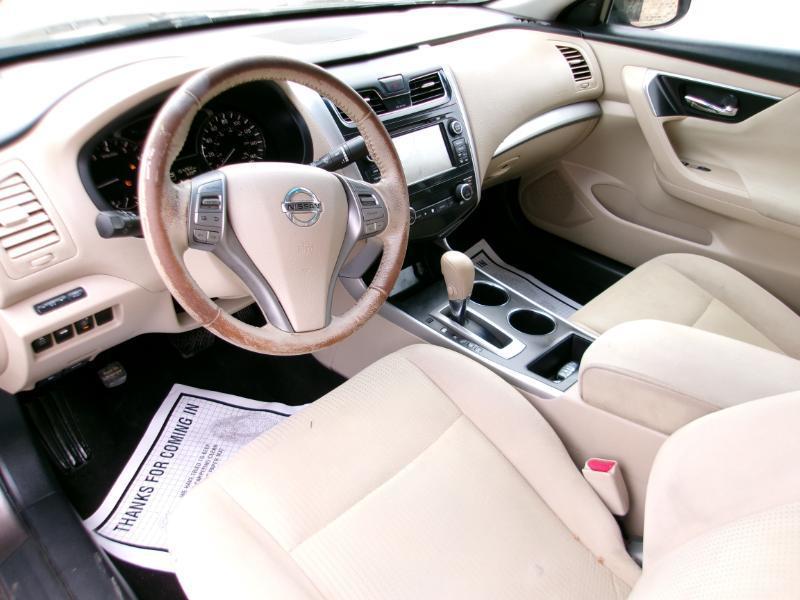 Nissan Altima 2.5 SV 2015