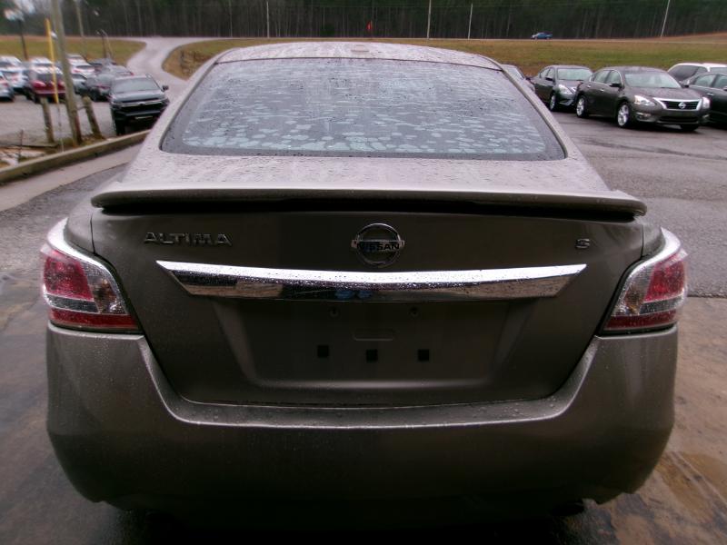 Nissan Altima 2.5 SV 2015