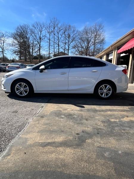 Chevrolet Cruze LT Auto 2018