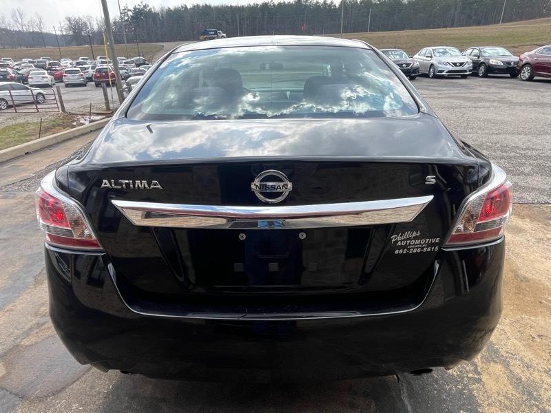 Nissan Altima 2.5 SV 2015