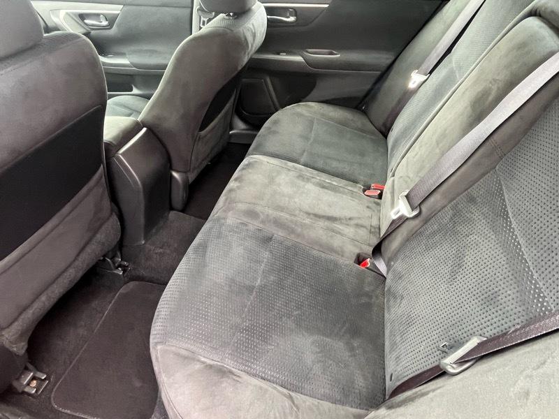 Nissan Altima 2.5 SV 2015