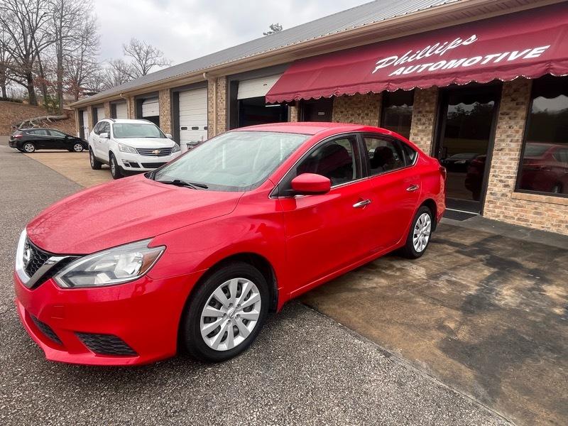 Nissan Sentra S 6MT 2017