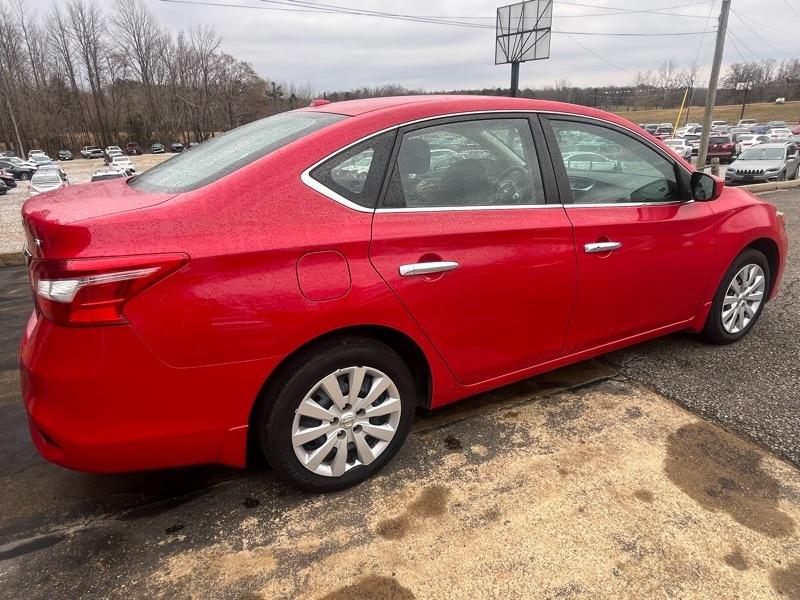 Nissan Sentra S 6MT 2017