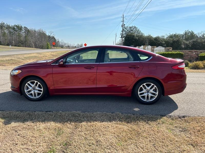 Ford Fusion SE 2015