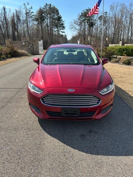 Ford Fusion SE 2015