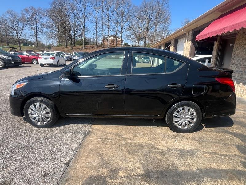 Nissan Versa 1.6 S 5M 2019