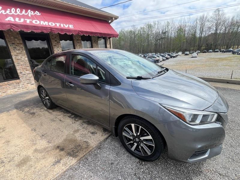 Nissan Versa SV 2021