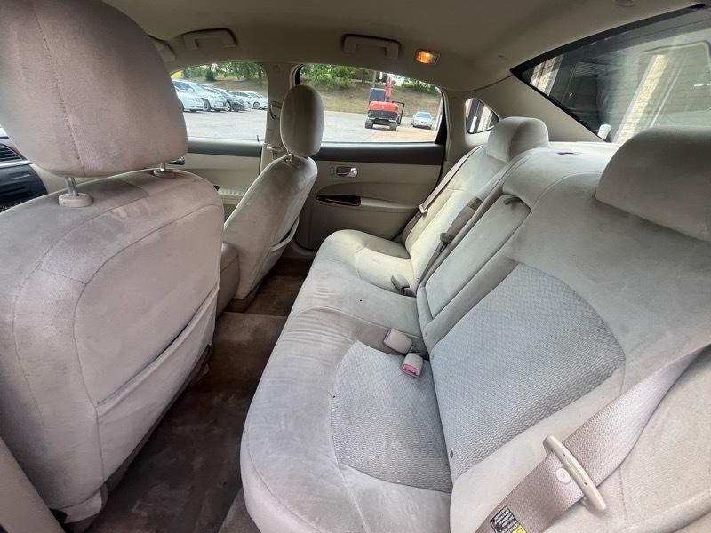 Buick LaCrosse CX 2005