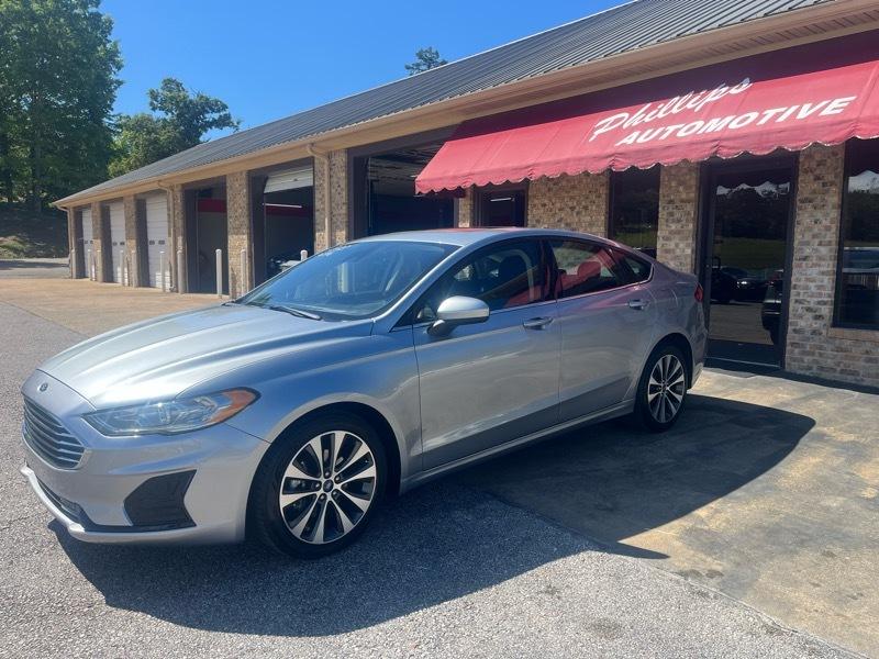 Ford Fusion SE AWD 2020