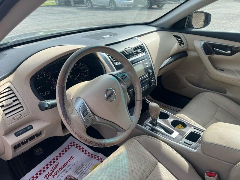 Nissan Altima 2.5 SV 2015