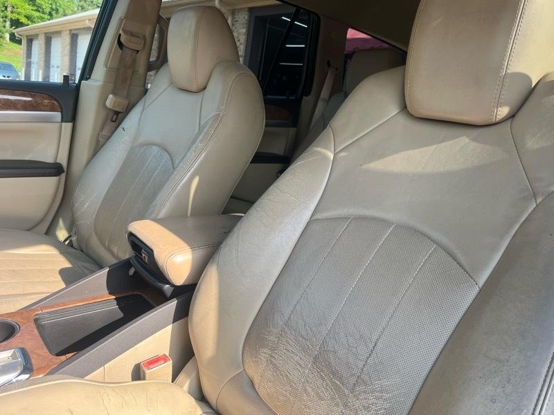 Buick Enclave CXL-1 FWD 2011