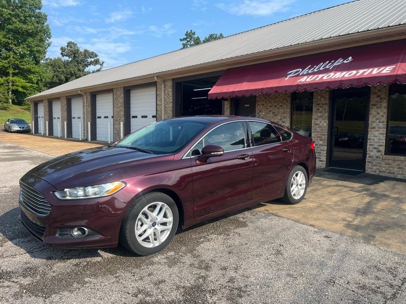 Ford Fusion SE 2013