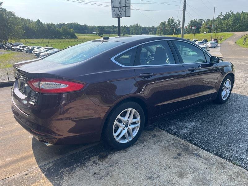 Ford Fusion SE 2013