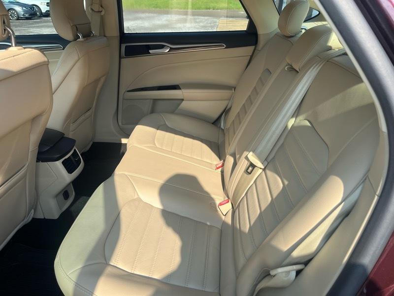 Ford Fusion SE 2013