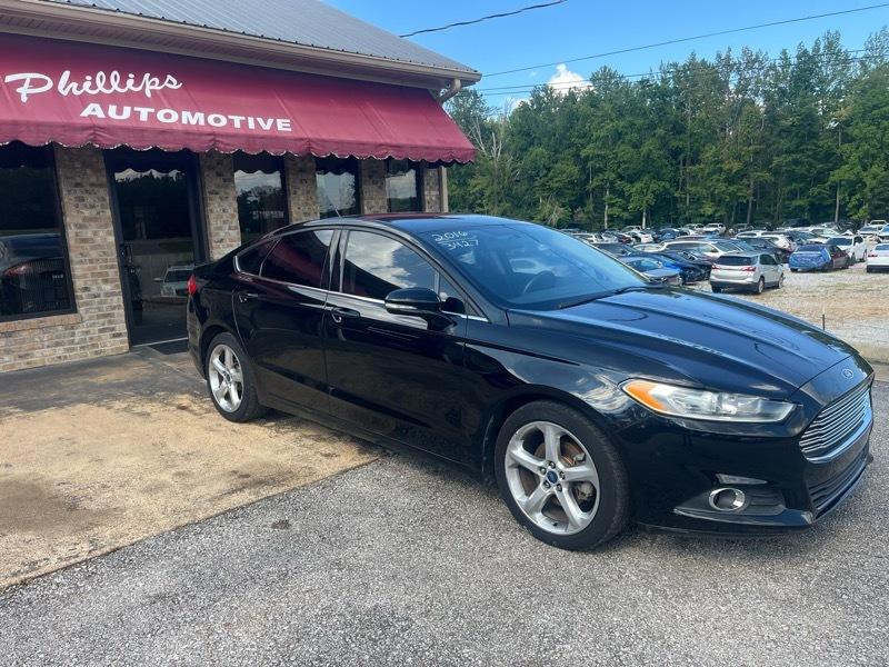 Ford Fusion SE 2016