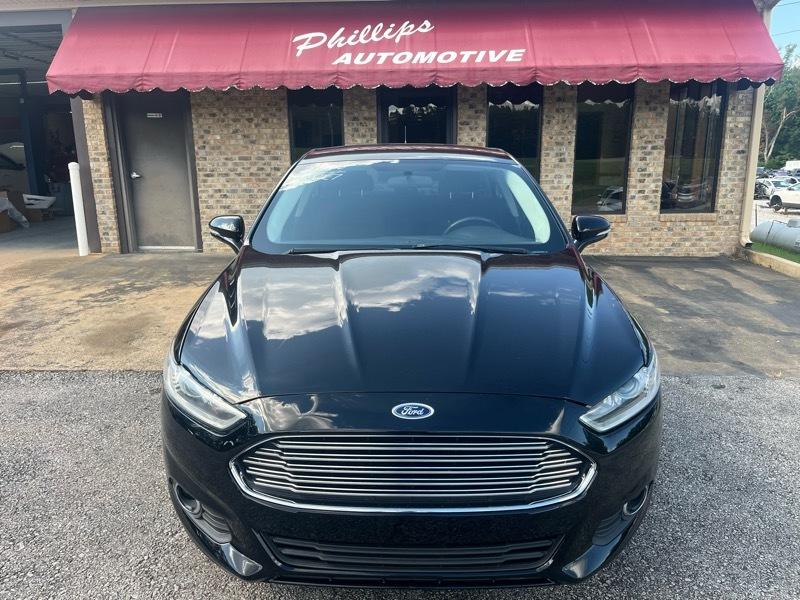 Ford Fusion SE 2016