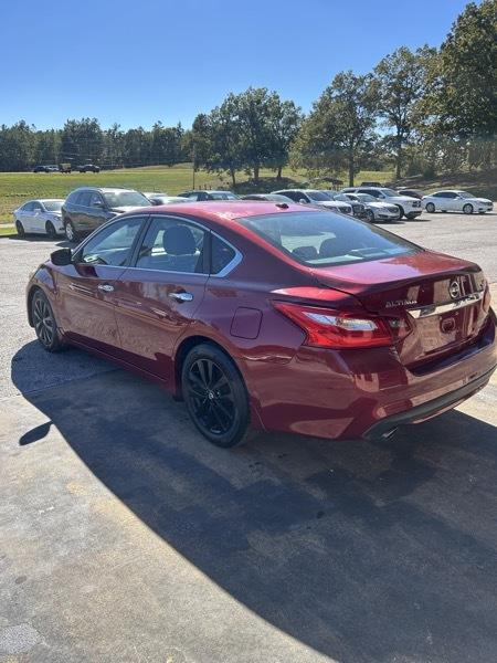 Nissan Altima 2.5 SV 2018
