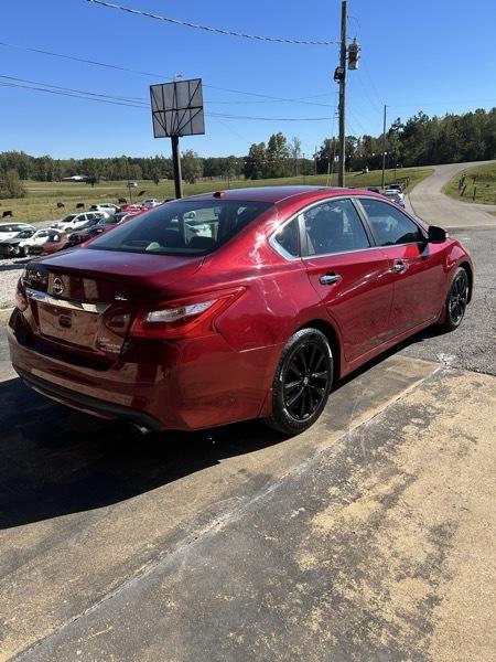 Nissan Altima 2.5 SV 2018