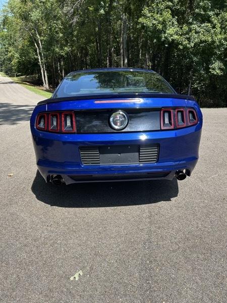 Ford Mustang V6 Coupe 2013