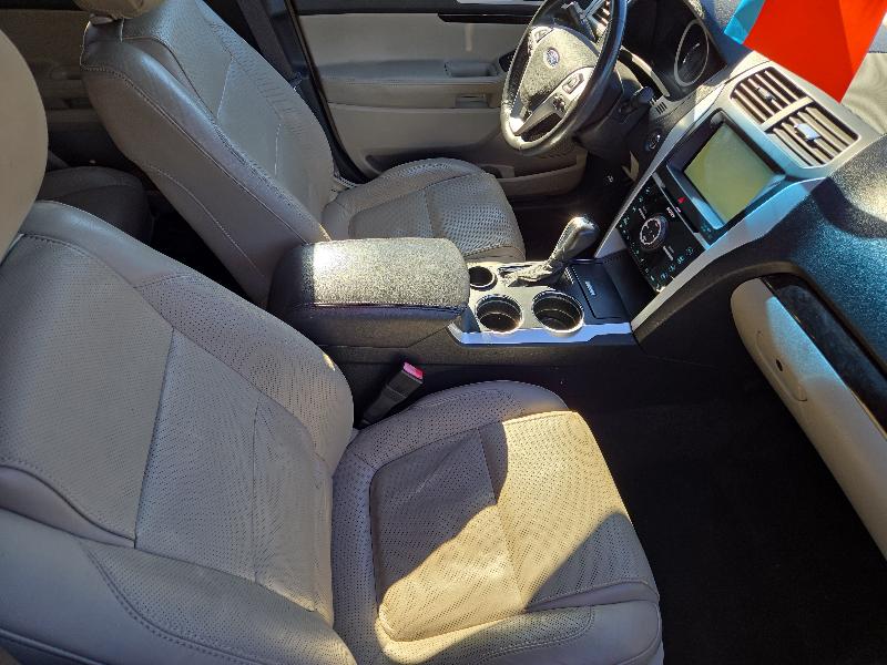 Ford Explorer Limited FWD 2011