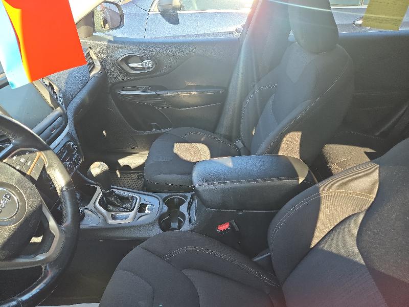 Jeep Cherokee Latitude 4WD 2016