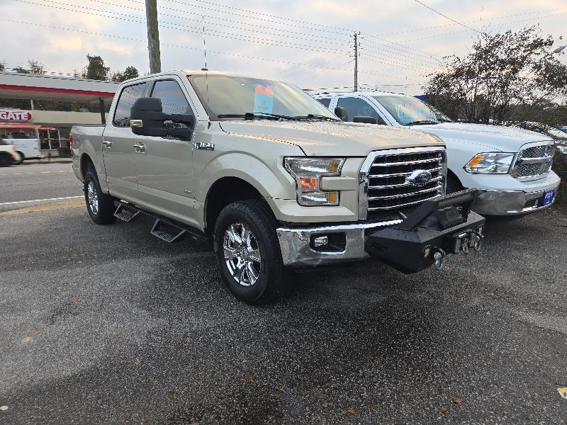 2017 Ford F-150 XLT's photo