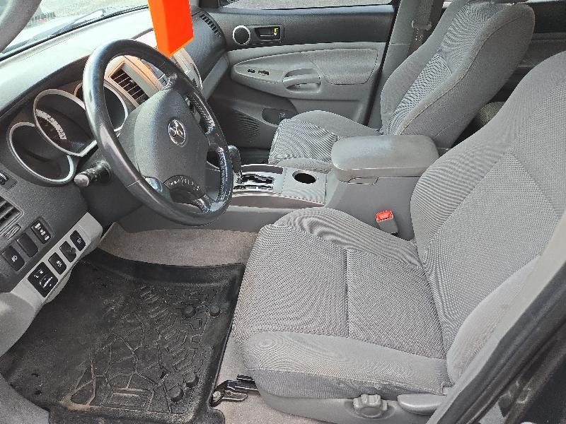 Toyota Tacoma Double Cab Long Bed V6 Auto 4WD 2011