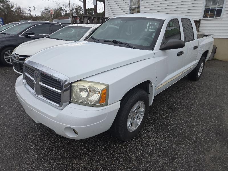 Dodge Dakota SLT Quad Cab 2WD 2005
