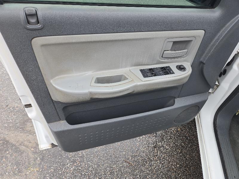 Dodge Dakota SLT Quad Cab 2WD 2005